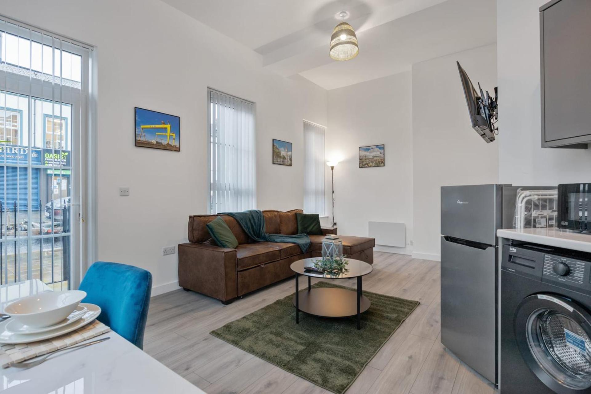 Contemporary 2 Bed Apartment -Belfast East Village エクステリア 写真