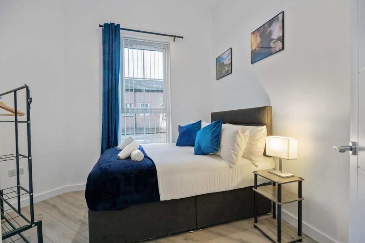 Contemporary 2 Bed Apartment -Belfast East Village エクステリア 写真