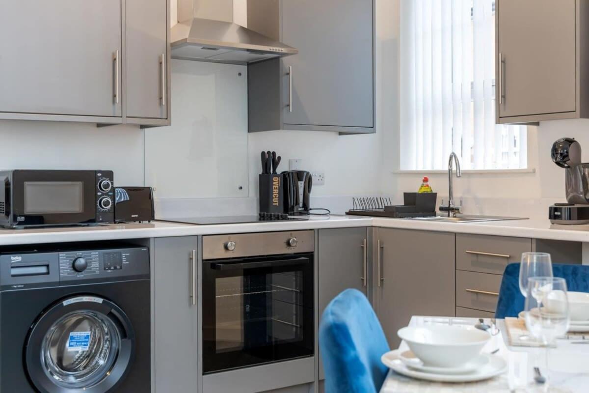 Contemporary 2 Bed Apartment -Belfast East Village エクステリア 写真